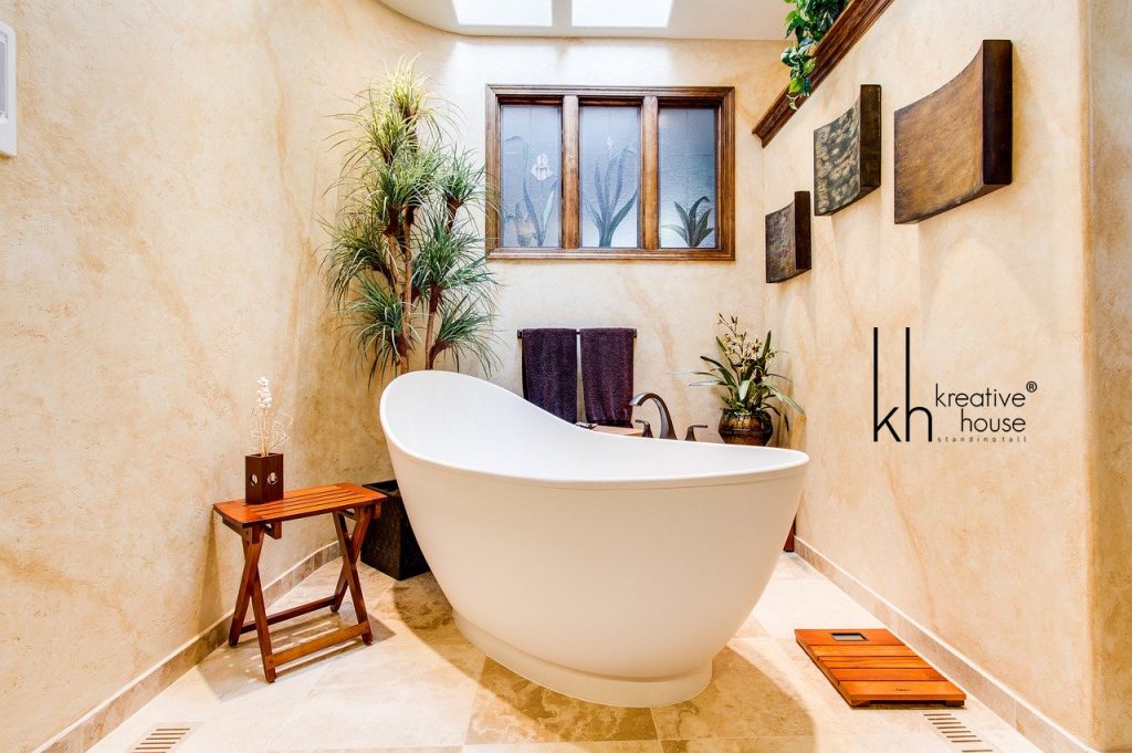 Luxurious bathtub designs at KreativeHouse